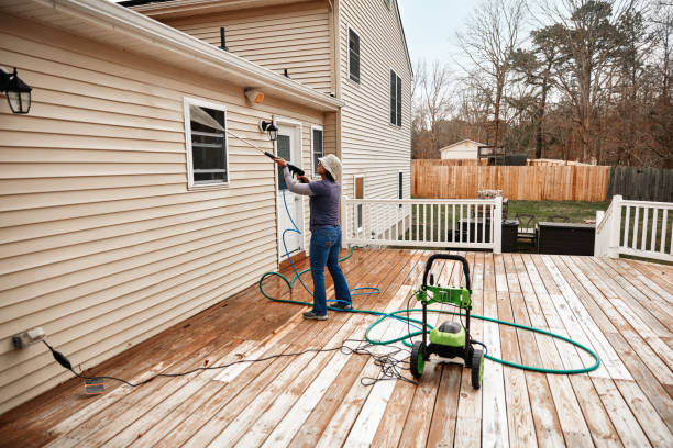 Best Sidewalk Pressure Washing  in Parlier, CA